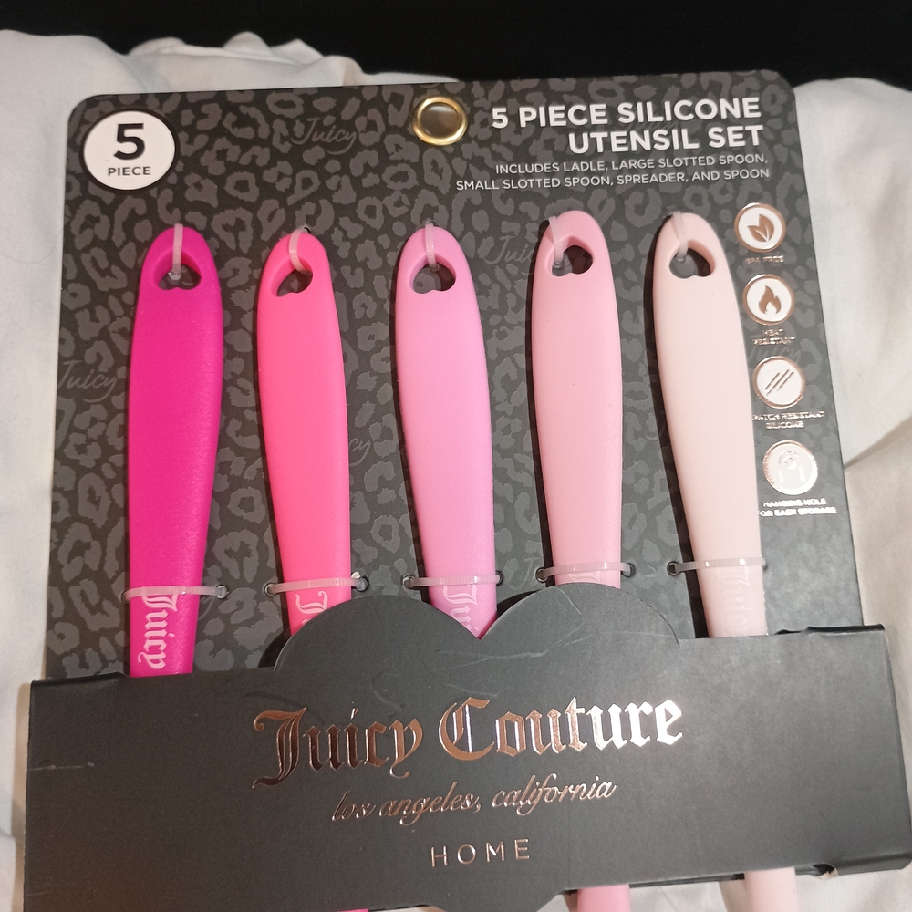 New Juicy Couture Five Piece Pink Silicone Utensil Set - Picture 2 of 3